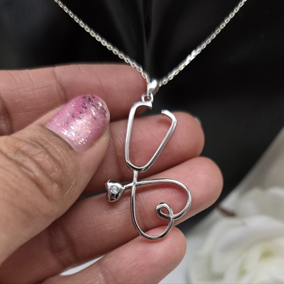 ♥️ STETHOSCOPE STERLING SILVER NECKLACE - Picture 4 of 4